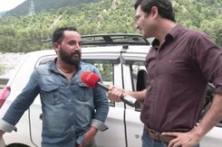 Rain Fury: People Stranded En Route To Manali Rain Fury: People Stranded En Route To Manali