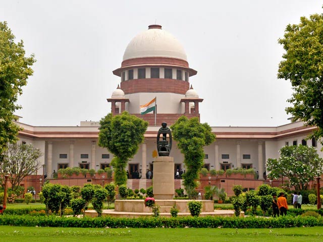 दिल्ली अध्यादेश पर सुप्रीम कोर्ट का बड़ा फैसला, मामला संविधान पीठ को भेजा गया