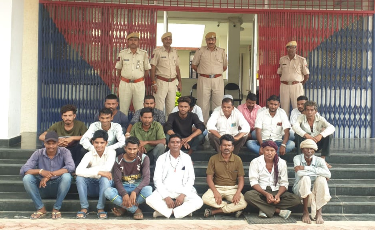 बांसवाड़ा रेंज में पुलिस का ऑपरेशन वज्र प्रहार, 663 अपराधियों को किया गया गिरफ्तार