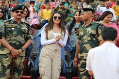 Bollywood At The Border: Kiara Advani Visits Attari On NDTV's 'Jai Jawan' Bollywood At The Border: Kiara Advani Visits Attari On NDTV's 'Jai Jawan'