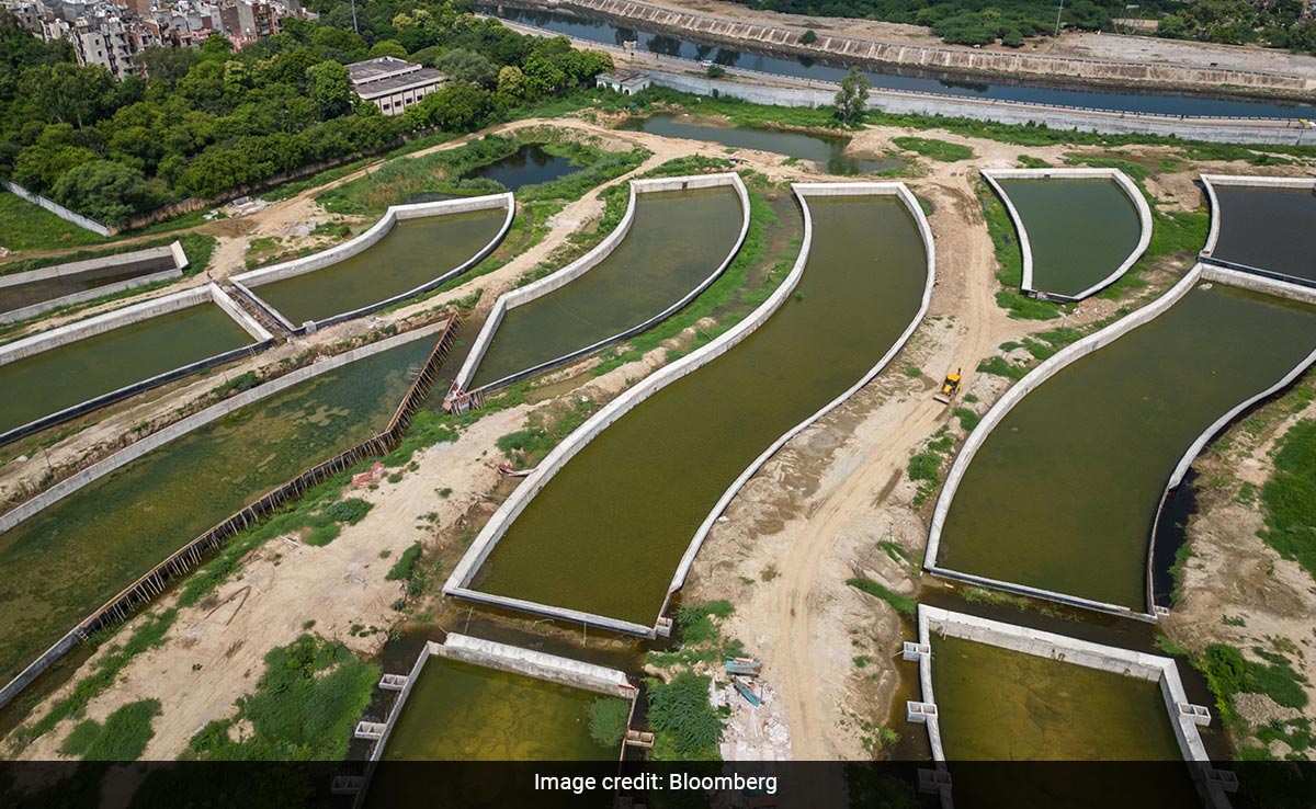 After Floods, Delhi Looks To Its Lakes For Water Solution
