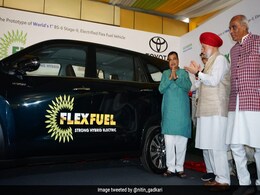 नितिन गडकरी ने की फ्लेक्स फ्यूल कार को लॉन्च, बोले - इथेनॉल की मांग बढ़ने से ‘अन्नदाता’ बनेंगे ‘ऊर्जा दाता’ नितिन गडकरी ने की फ्लेक्स फ्यूल कार को लॉन्च, बोले - इथेनॉल की मांग बढ़ने से ‘अन्नदाता’ बनेंगे ‘ऊर्जा दाता’