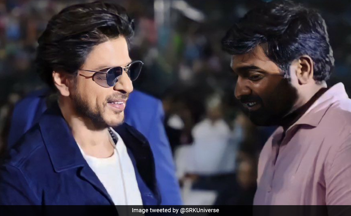 <I>Jawan</I> Event: Vijay Sethupathi's School Crush Loved Shah Rukh Khan. This Is How He Took His "Revenge"
