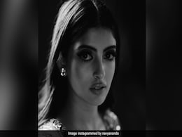 Navya Naveli Nanda's Super Glam Pic Gets Big Love From Suhana Khan And Others Navya Naveli Nanda's Super Glam Pic Gets Big Love From Suhana Khan And Others