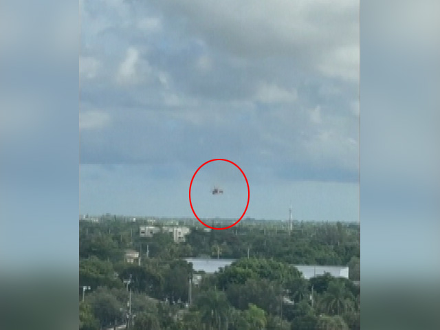 Helicopter Crashes Into Florida Building, 2 Killed