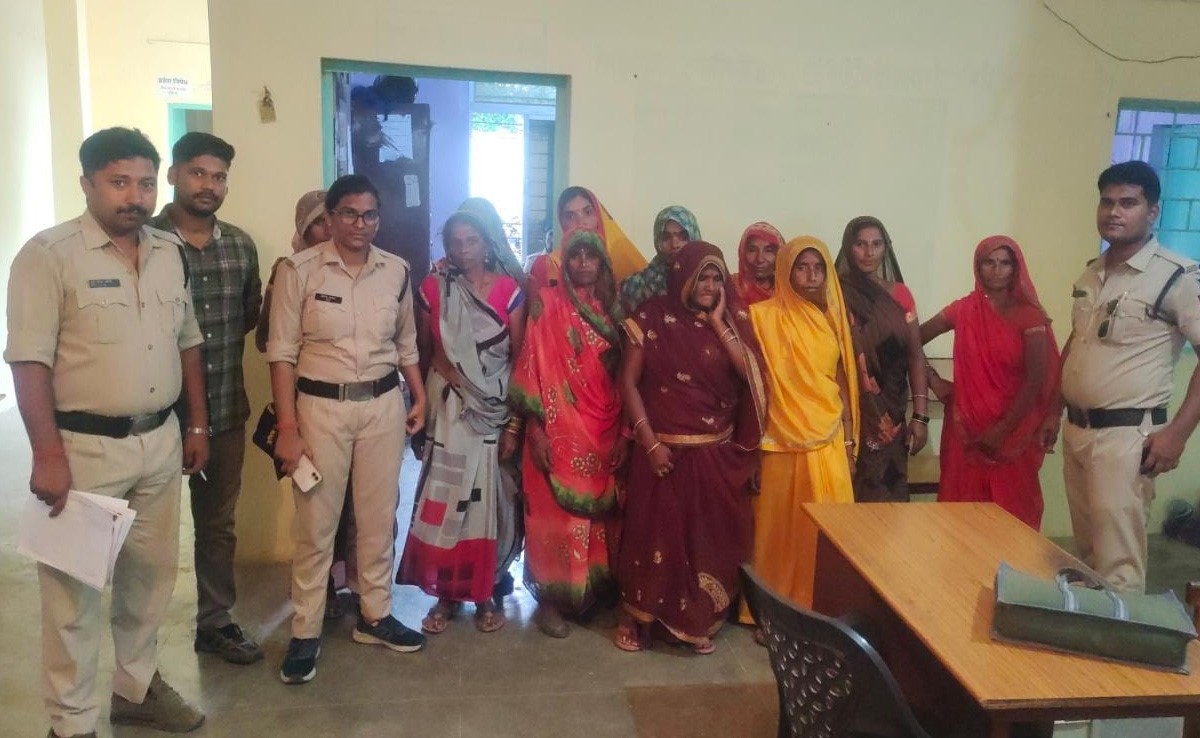 फर्जी भुगतान से सतना में मचा हड़कंप : 56 लाख की चपत लगाने वाले ऑपरेटर और 14 महिलाओं पर FIR