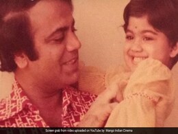 16 में डेब्यू, इंडस्ट्री में आने के लिए बदला नाम, फोटो में दिख रही अदाकारा आज हैं 150 करोड़ की मालकिन 16 में डेब्यू, इंडस्ट्री में आने के लिए बदला नाम, फोटो में दिख रही अदाकारा आज हैं 150 करोड़ की मालकिन