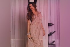 Bollywood's Next-Gen Fashionistas Rule The Pastel Saree Trend | Fashion Trends Bollywood's Next-Gen Fashionistas Rule The Pastel Saree Trend | Fashion Trends