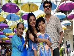 Anupama ने मनाया अपने असली बेटे का बर्थडे, आधी रात को रखी पार्टी, फोटोज वायरल Anupama ने मनाया अपने असली बेटे का बर्थडे, आधी रात को रखी पार्टी, फोटोज वायरल