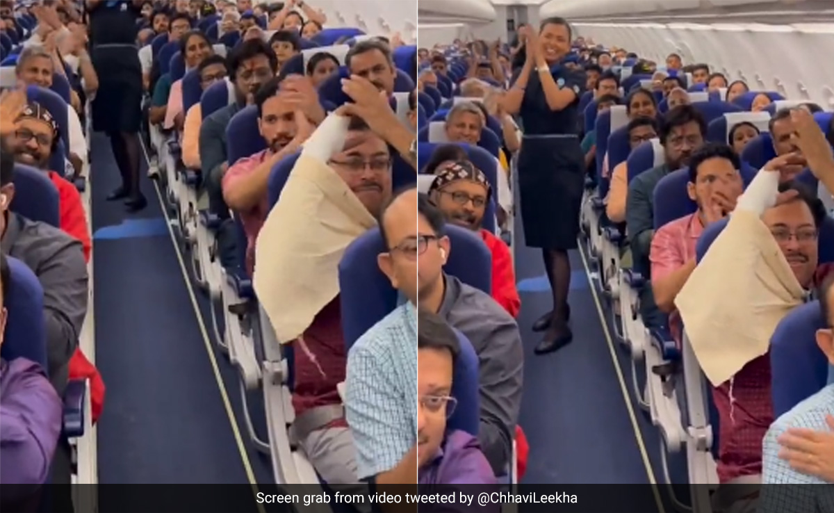 Watch: IndiGo Passengers React As Pilot Announces Chandrayaan-3 Landing Mid-Flight