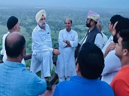 मोदी सरनेम मामले में राहत मिलने के बाद मानगढ़ धाम में राहुल गांधी की पहली रैली मोदी सरनेम मामले में राहत मिलने के बाद मानगढ़ धाम में राहुल गांधी की पहली रैली