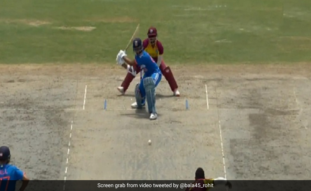 यशस्वी जायसवाल ने ऐसा गजब का 'स्विच हिट शॉट' खेलकर मचा दी सनसनी, वेस्टइंडीज गेंदबाज के उड़े होश, Video