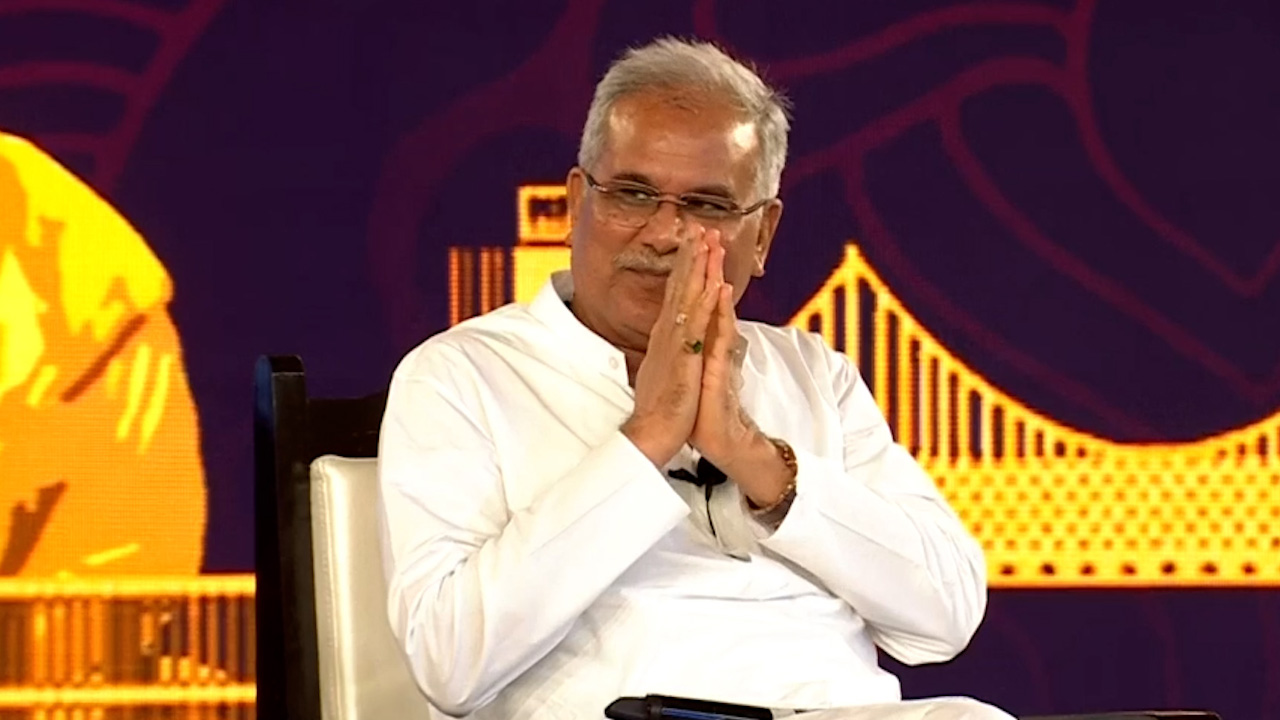 "सरकारी योजनाएं, नक्सलवाद, रेवड़ी कल्चर...": छत्तीसगढ़ कॉन्क्लेव में CM भूपेश बघेल ने कई मुद्दों पर की बात
