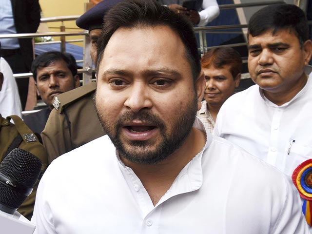 लालू यादव की बेल रद्द करने पर आज सुनवाई, तेजस्वी बोले - "BJP की साजिशों से डरते नहीं"