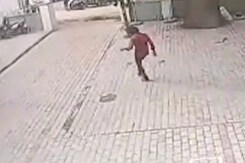 Video Shows Karnataka Prison Break, Inmate Jumps 40-Foot Wall To Escape Video Shows Karnataka Prison Break, Inmate Jumps 40-Foot Wall To Escape