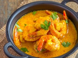 Bored Of Regular Prawn Curry? Try This Delicious Bihari-Style Prawn Curry Next Time