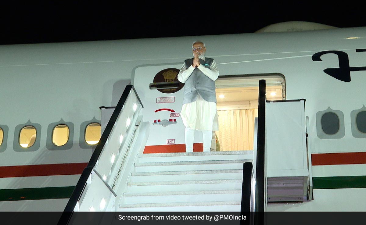 PM मोदी यूनान यात्रा के बाद भारत के लिए रवाना, कहा- ये दोनों देशों के बीच मित्रता को देगी गति