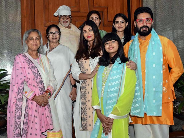 कितने अमीर हैं अमिताभ बच्चन, 83 की उम्र में भी कर रहे काम, बच्चन परिवार में बिग बी कितना रखते हैं नेटवर्थ