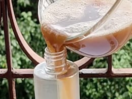 केमिकल वाला नही अब लगाएं हर्बल शैंपू, यहां जानिए घर पर बनाने का तरीका केमिकल वाला नही अब लगाएं हर्बल शैंपू, यहां जानिए घर पर बनाने का तरीका