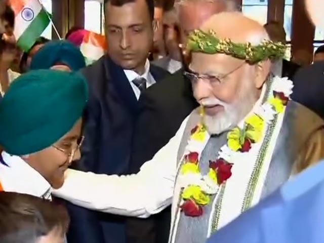 As PM Modi Lands In Athens, Indians In Greece Line Up Outside His Hotel