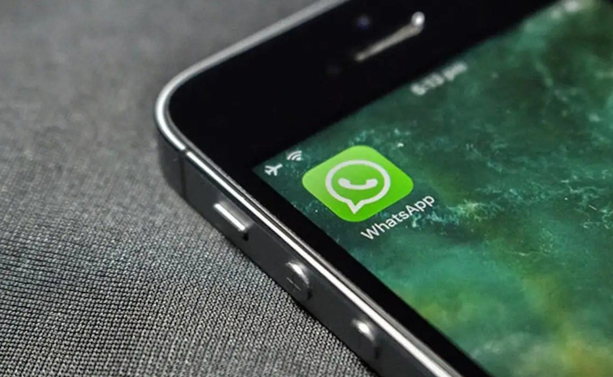 Privacy Protected: WhatsApp's End-To-End Encryption Explained Simply