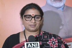 "Unique Gift Given To Our Sisters": Union Minister Smriti Irani Hails LPG Price Cut "Unique Gift Given To Our Sisters": Union Minister Smriti Irani Hails LPG Price Cut