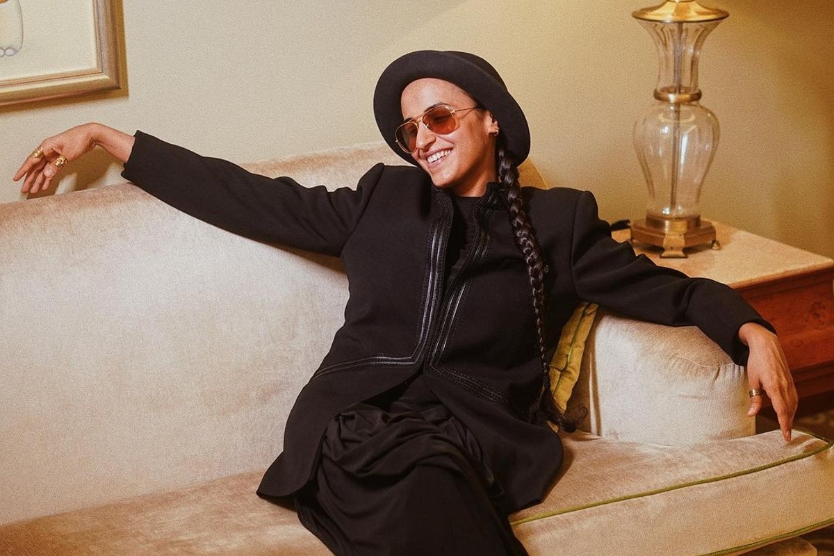 Ruhee Dosani's Breathtaking Paro Poses Leave Everyone in Awe Ruhee Dosani's Breathtaking Paro Poses Leave Everyone in Awe