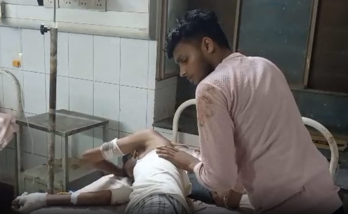 धौलपुर : आपसी विवाद से नाराज महिला ने अपने दोस्तों के साथ मिलकर पति पर चाकू-लाठी से किया जानलेवा हमला