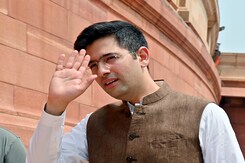 AAP's Raghav Chadha On Why Centre Can't Introduce Delhi Services Bill In Parliament AAP's Raghav Chadha On Why Centre Can't Introduce Delhi Services Bill In Parliament