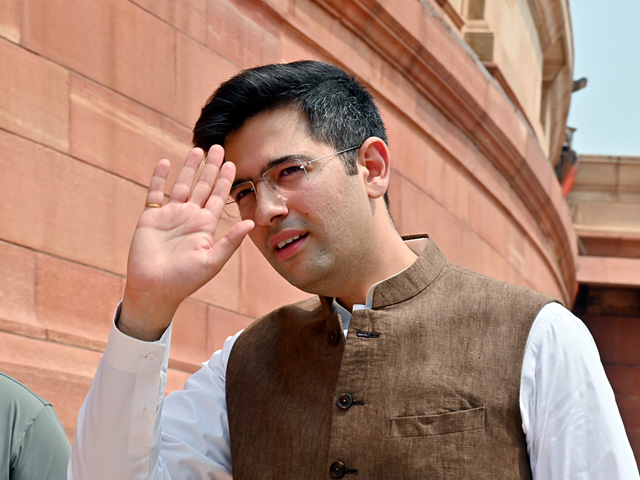 निलंबन मामला: राघव चड्ढा राज्यसभा सभापति से बिना शर्त मांगें माफी... खत्‍म करें मुद्दा- सुप्रीम कोर्ट