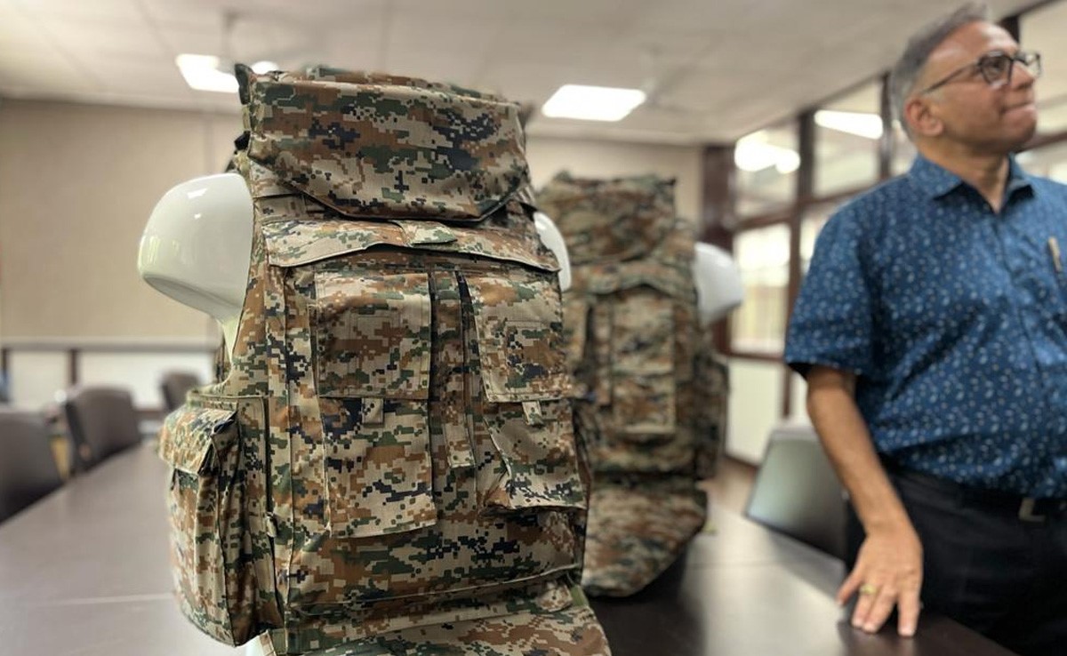 IIT Delhi और DRDO ने बनाई दुनिया की सबसे हल्की बुलेटप्रूफ जैकेट