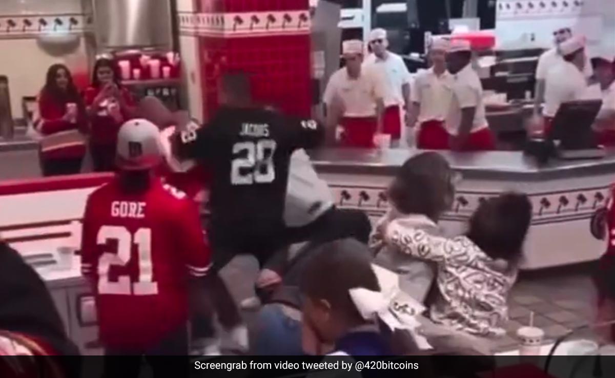 Caught On Camera: Massive Fight Between NFL Fans In US Restaurant, 2 Stabbed