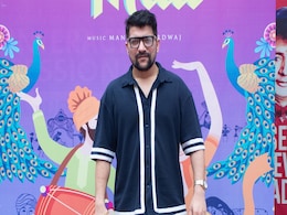 टी-सीरीज ने उठाया फोक गीत और नए प्रतिभाओं को बढ़ावा देने का जिम्मा, लॉन्च की नई म्यूजिकल प्रॉपर्टी 'मिट्टी' टी-सीरीज ने उठाया फोक गीत और नए प्रतिभाओं को बढ़ावा देने का जिम्मा, लॉन्च की नई म्यूजिकल प्रॉपर्टी 'मिट्टी'