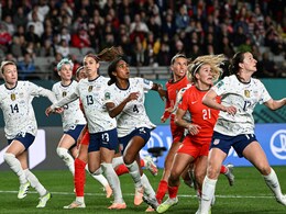 Holders United States Stumble Into World Cup Last 16 But Dutch Rampant