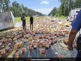 Tonnes Of Nacho Cheese Spills From Truck Onto US Highway After Collision Tonnes Of Nacho Cheese Spills From Truck Onto US Highway After Collision
