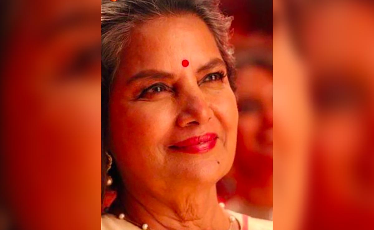 For Those Still In A <i>Rocky Aur Rani </i> Funk, Here's A Jamini Moment From Shabana Azmi