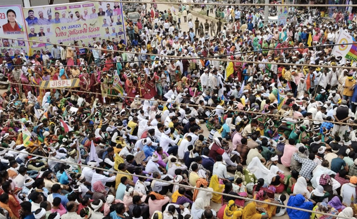कांकेर : मणिपुर हिंसा को लेकर आदिवासी दिवस ने निकाली जन आक्रोश रैली, हजारों लोग रहें मौजूद