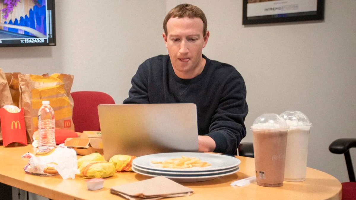 Mark Zuckerberg Building Massive $260 Million Underground Bunker On Hawaiian Island: Report