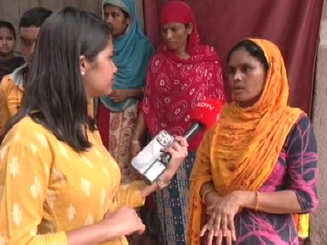 हिंसा के बाद गुरुग्राम में डरे हुए हैं लोग