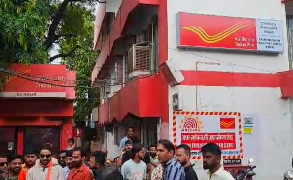 राजनांदगांव मुख्यमंत्री बघेल को भेजा गया बादाम,याद दिलाया गया वादा