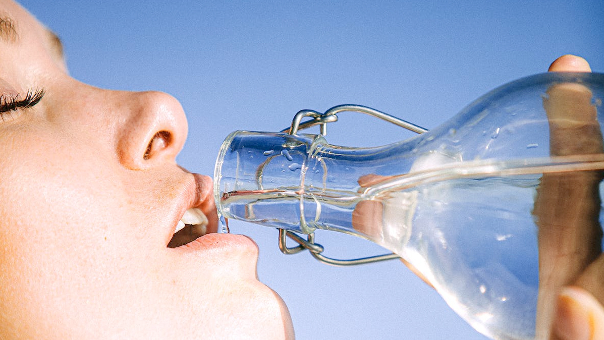 After Indiana Woman's Water Toxicity Death, Find Out The Right Amount Of Water That You Need To Drink