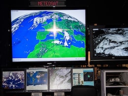 High Temperature Pushes "Zero Degree Line" To Record Height In Switzerland High Temperature Pushes "Zero Degree Line" To Record Height In Switzerland