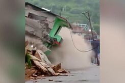 3 Killed In Uttarakhand Landslide, 3-Storey Hotel Collapses In Seconds 3 Killed In Uttarakhand Landslide, 3-Storey Hotel Collapses In Seconds