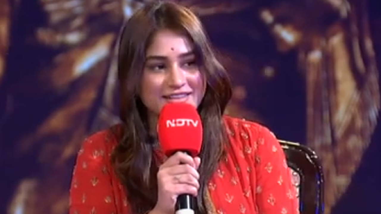 NDTV MPCG के Launch Event में Singer Pratima Singh Baghel ने सुरों से सजाई महफिल