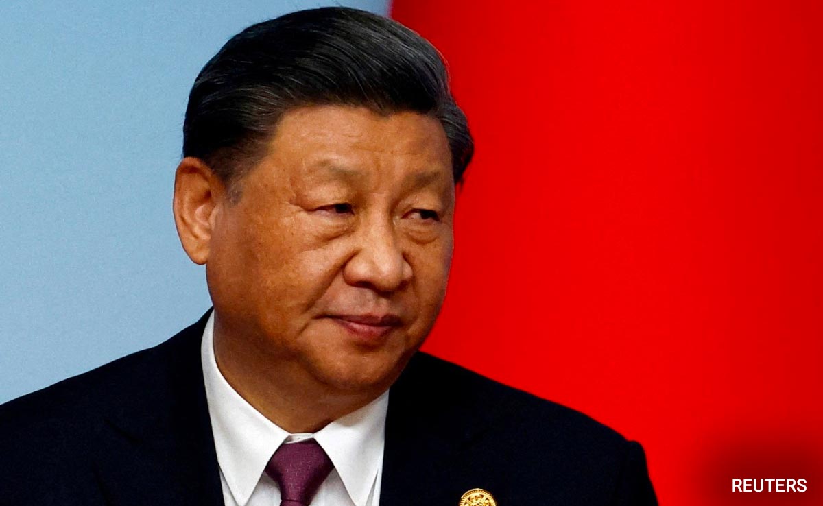 Xi Jinping Makes 1st Known Visit To Central Bank After Becoming President: Report