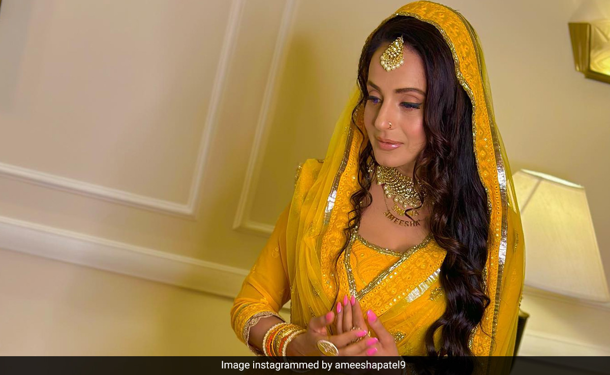 Ameesha Patel On Her No-Kiss On Screen Policy: "Sunny Deol Has Got The Same Principle"