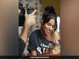 शाहरुख खान ने बेटी सुहाना खान के लिए किया पोस्ट लेकिन उनके कोस्टार को दे डाली एक्टिंग की एडवाइस! शाहरुख खान ने बेटी सुहाना खान के लिए किया पोस्ट लेकिन उनके कोस्टार को दे डाली एक्टिंग की एडवाइस!