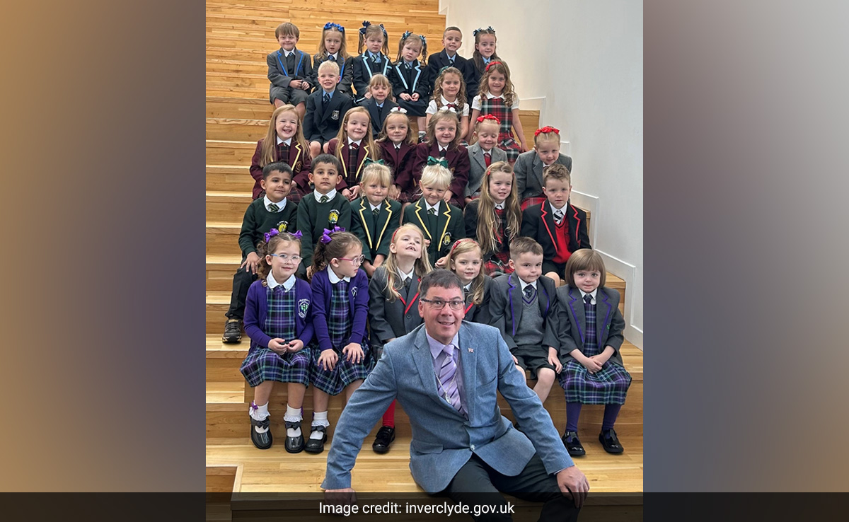 17 Sets Of Twins To Start Primary School In Scotland