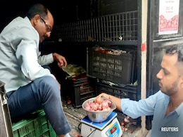 After Tomatoes, Subsidised Onions On Sale In Delhi As Prices Rise After Tomatoes, Subsidised Onions On Sale In Delhi As Prices Rise