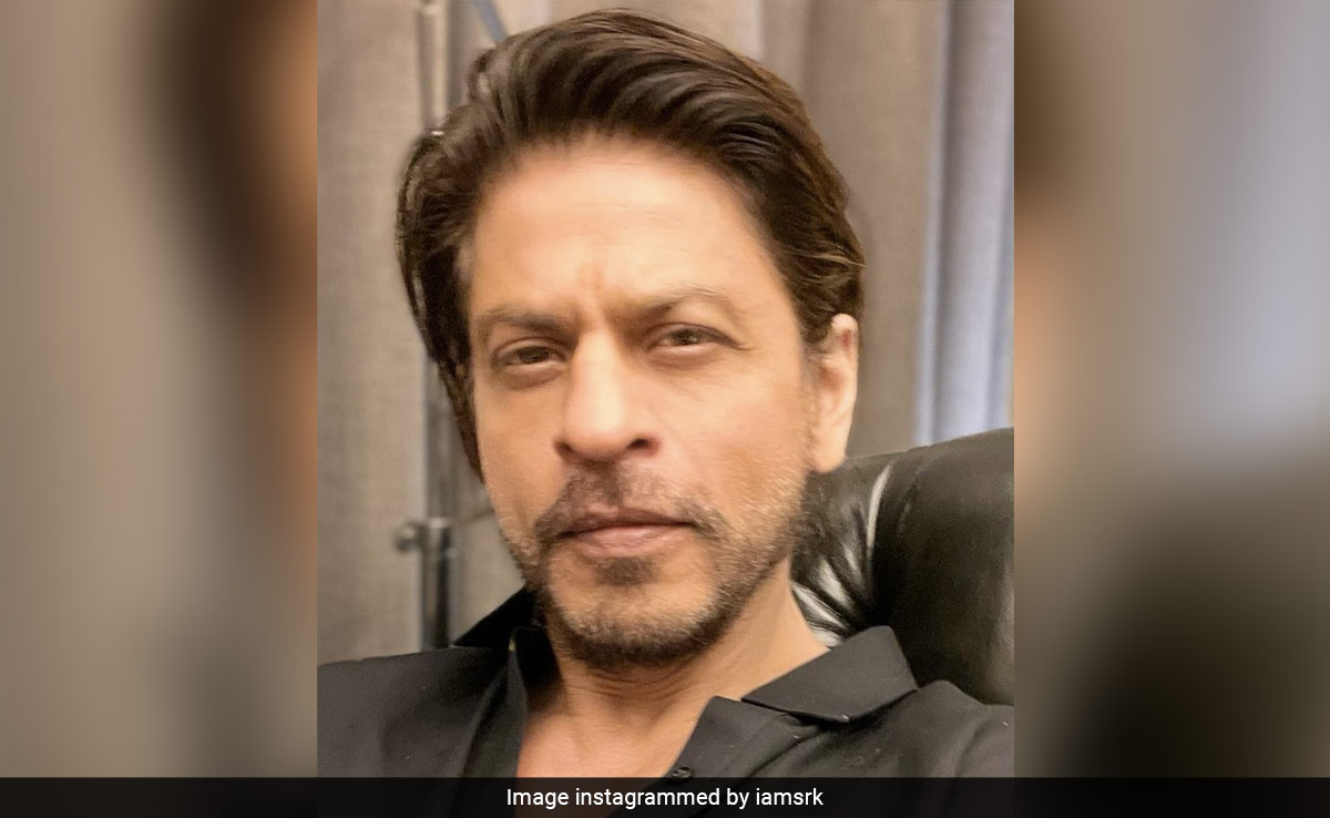 Fans Asked Shah Rukh Khan "Wife Problem Solving Questions." His Replies Are Gold